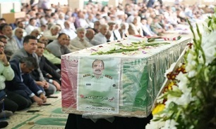 مراسم وداع با پیکر شهید «غلامرضا جمشیدی» در خرم‌آباد+ عکس