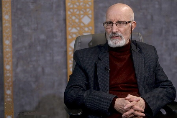 فتحعلی‌بیگی: نمایش‌های «آیینی و سنتی» نیازمند محل دائمی اجراست