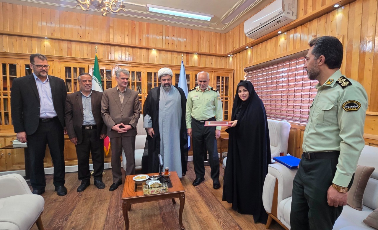 تقدیر رئیس کل دادگستری استان سیستان و بلوچستان از ایثارگران و فعالان رسانه‌ای دفاع مقدس