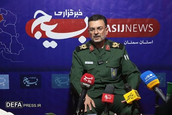 اصحاب رسانه افسران جنگ نرم هستند / رسانه‌ها پیشگام جهاد تبیین
