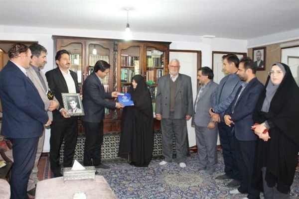 پایداری تمامیت ارضی کشور در سایه فداکاری خانواده‌های شهداست