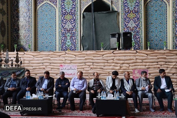 تبیین مفهوم «اتحاد مقدس» توسط شاعران و نویسندگان در آثار ادبی/ زندگی شهدا تجلی آیات و روایت است