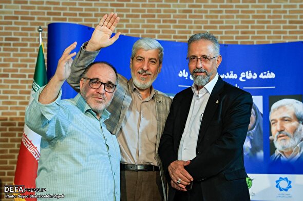 گردهمایی عکاسان عرصه دفاع و مقاومت