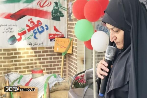 زنگ مقاومت در قزوین با حضور مادر شهید مدافع وطن محمدامین ابراهیمی نواخته شد
