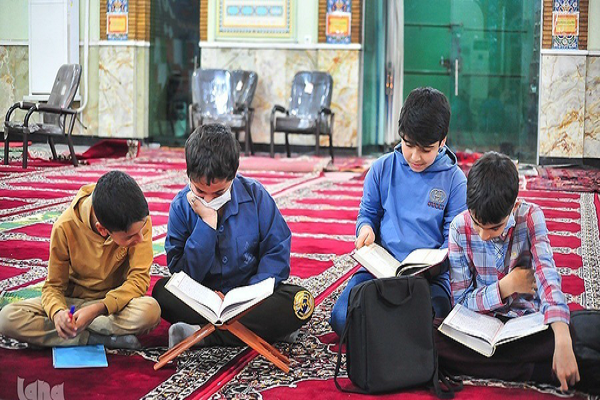 کانون‌های مساجد ستون فقرات جهاد فرهنگی در جامعه است