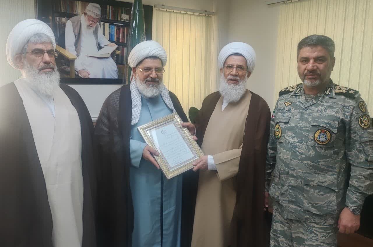 دیدار حجتالاسلام محمدحسنی با رئیس سازمان عقیدتی سیاسی فراجا