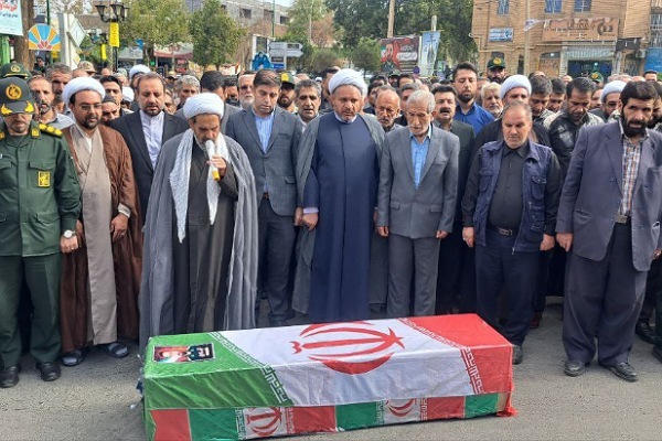 تصاویر/ تشییع باشکوه پیکر پاسدار شهید «محمد سهرابی» در نهاوند