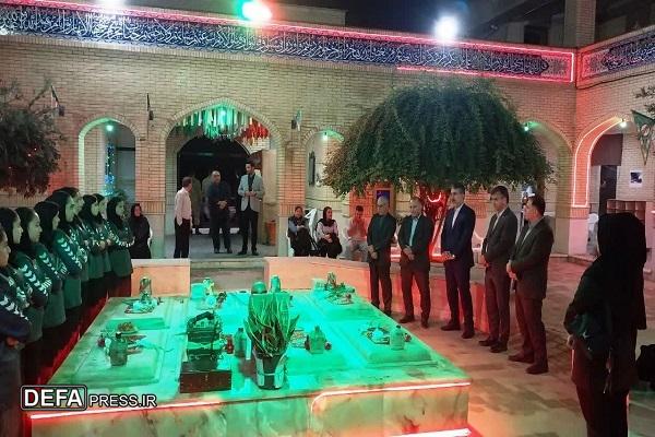 ادای احترام تیم هندبال و کبدی دختران مازندران به یادمان شهدای گمنام موزه دفاع مقدس و مقاومت+ تصاویر