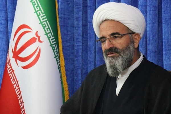 «قرآن» رمز عبودیت و بندگی خدا؛ فرهنگ قرآنی ترویج یابد