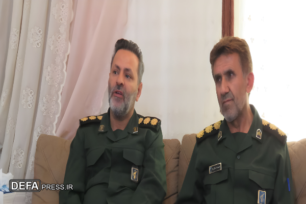 دیدار جمعی از فرماندهان سپاه با خانواده شهدای شهرستان بویراحمد+ تصاویر