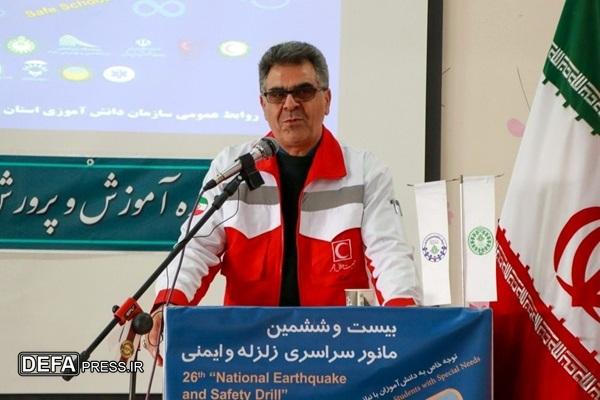 خیر خرم‌دره‌ای هزینه سفر حج تمتع خود را برای کمک به نیازمندان به جمعیت هلال‌احمر اهدا کرد