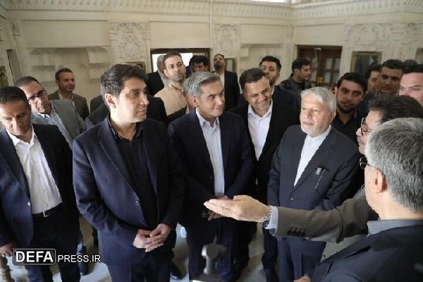 وزیر میراث فرهنگی از جاذبه‌های تاریخی شهر سنندج بازدید کرد