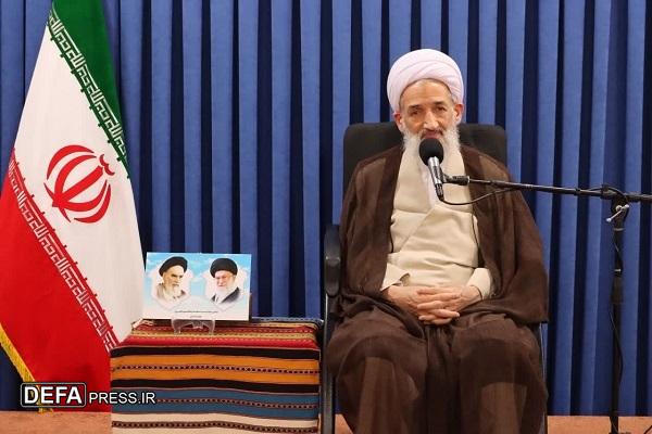 میدان ورزش صحنه ارزش‌ها، ایثار و فداکاری مجاهدان باشد
