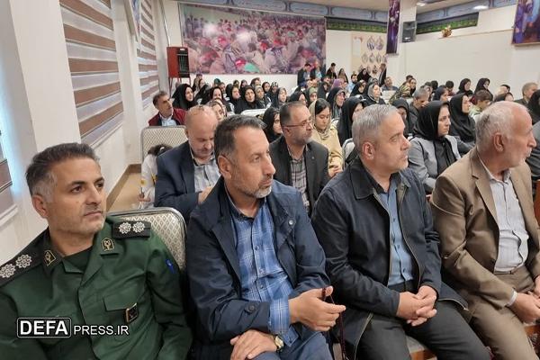 رونمایی از ۲۷ کتاب حوزه دفاع مقدس در اردبیل