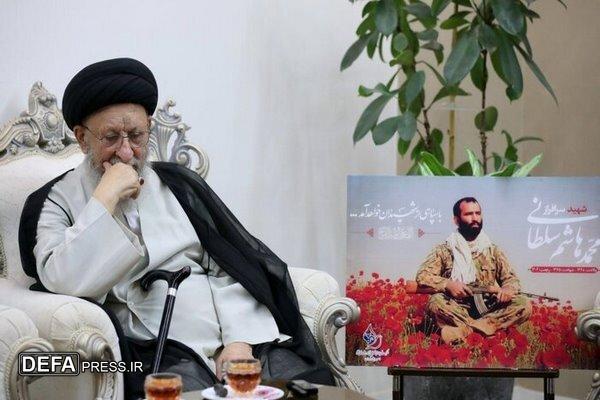 دیدار آیت الله نورمفیدی با خانواده سردار شهید محمد هاشم سلطانی