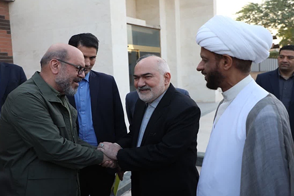 رئیس بنیاد مستضعفان وارد خوزستان شد