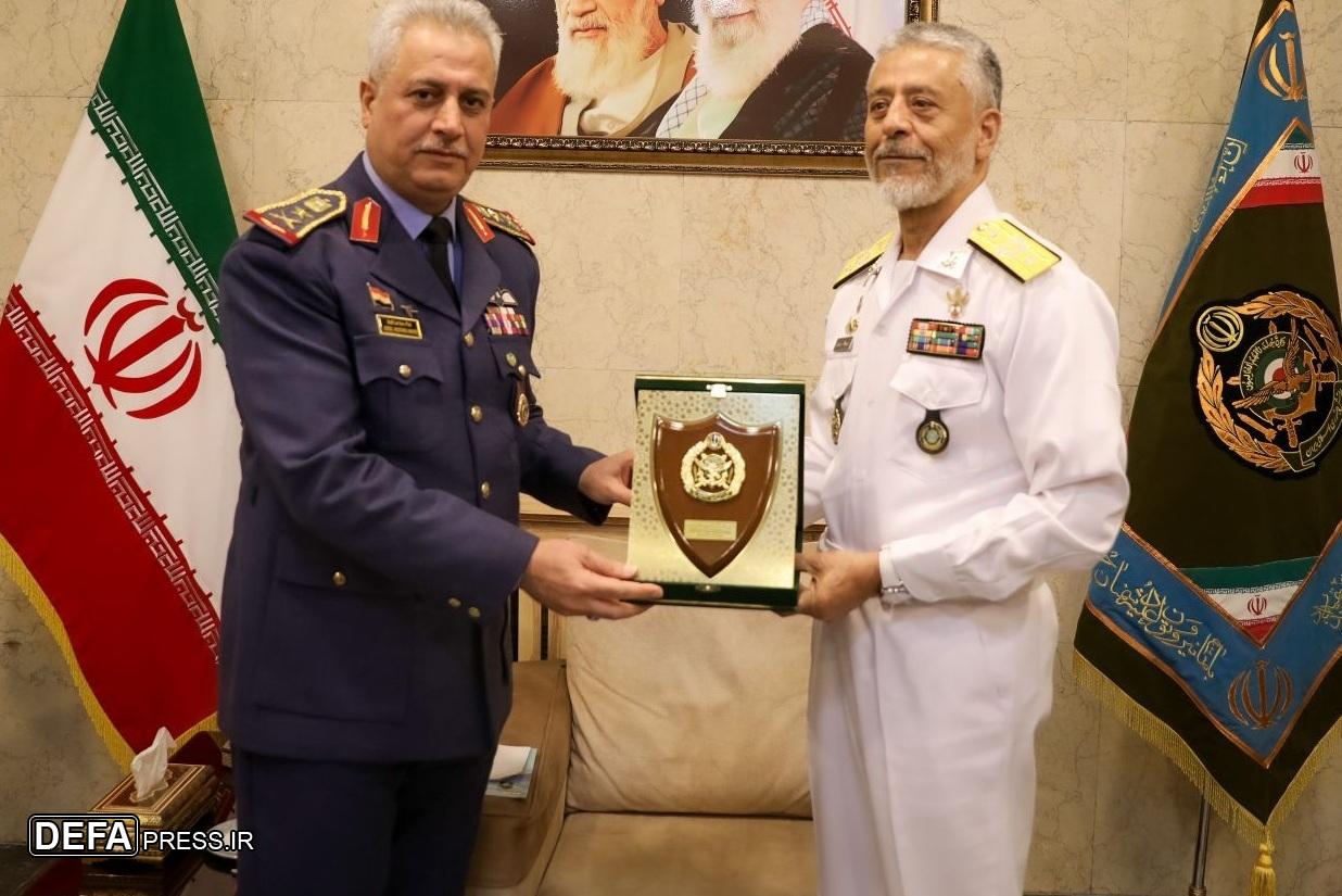 دیدار رئیس دانشگاه دفاع ملی و تحقیقات نظامی عراق با دریادار سیاری