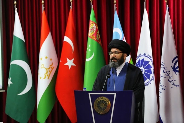 نشست اکو چهرهای نوین از ایران پویا را در سازمان همکاری اقتصادی ارائه میدهد