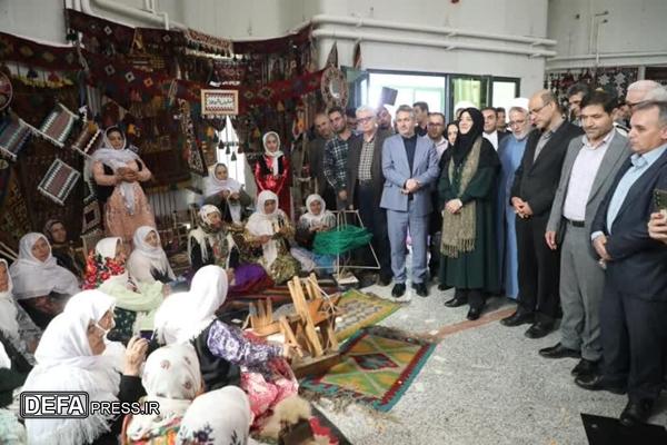 نمایشگاه ملی صنایع و هنرهای دستی در اردبیل آغاز به کار کرد نمایشگاه ملی صنایع و هنرهای دستی در اردبیل آغاز به کار کرد