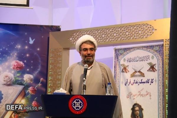 با تدوین اطلس جامع قرآنی آموزش عالی، نهضت قرآنی در دانشگاه‌ها راه‌اندازی شود