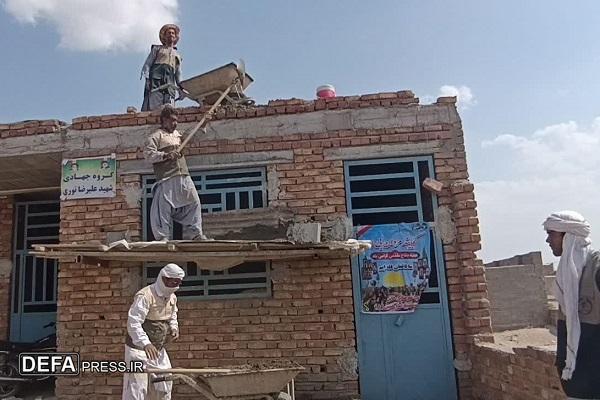 فعالیت ۱۲۱ گروه جهادی سپاه خاش در طرح‌های محرومیت‌زدایی همزمان با هفته دفاع مقدس