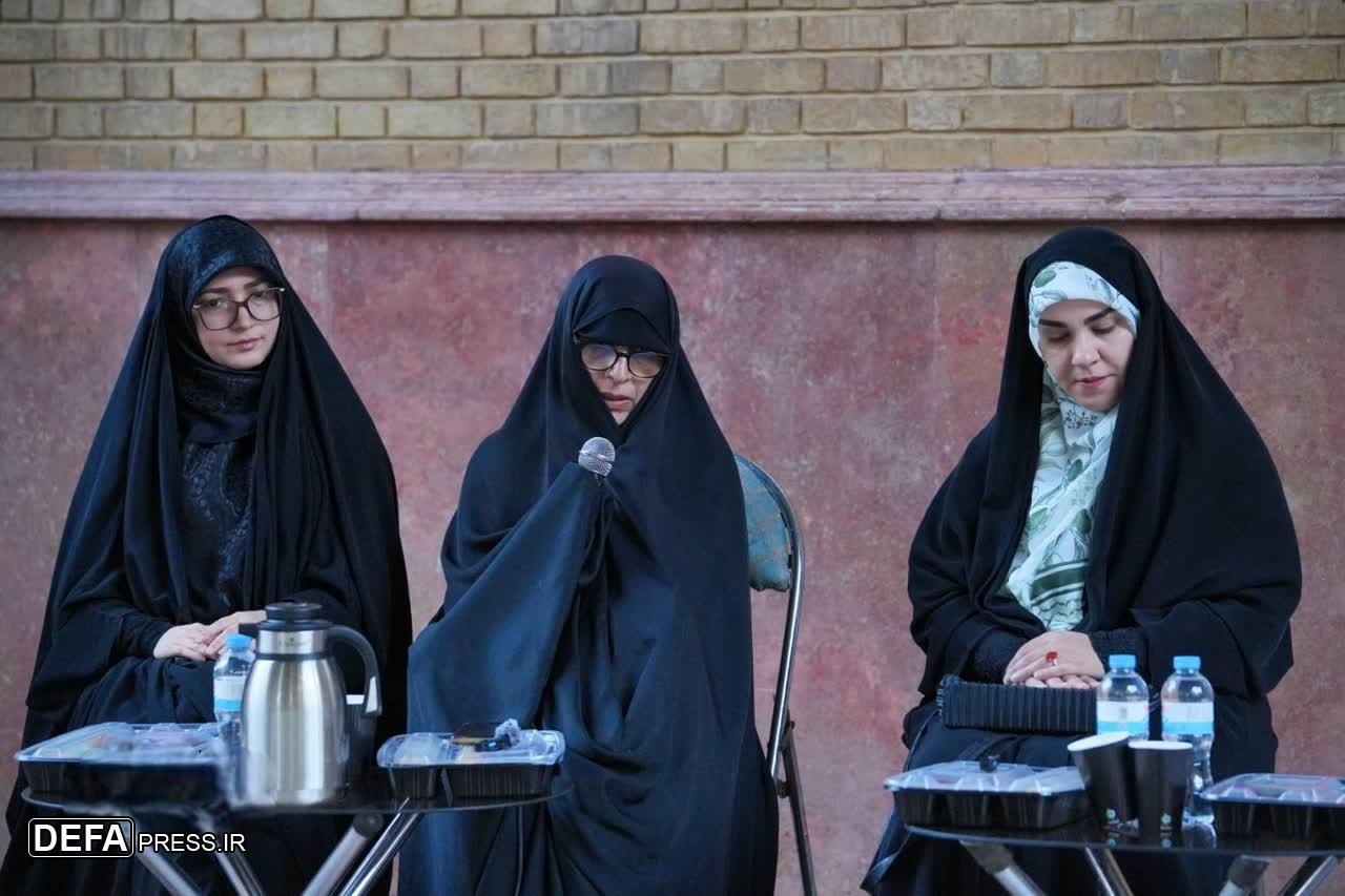 برگزاری رویداد رحیل با حضور روایتگران جبهه مقاومت در بهشت زهرا(س)