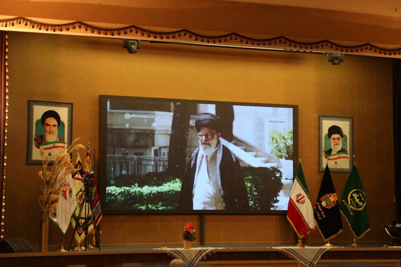 تصاویر/ برنامه تلویزیونی «حماسه گونلری» بمناسبت گرامیداشت چهل و پنجمین سالگرد هفته دفاع مقدس در تبریز