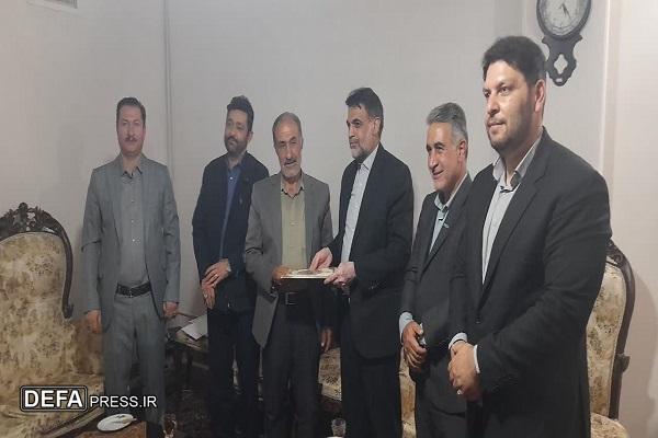 دیدار نماینده مردم بهار و کبودراهنگ با خانواده شهدا + تصاویر