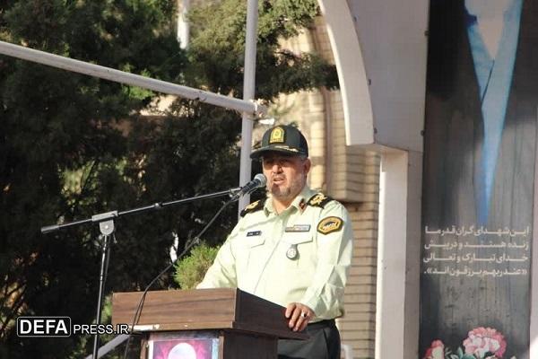 «مهمانی لاله‌ها» در گلزار شهدای کرمان برگزار شد+تصاویر