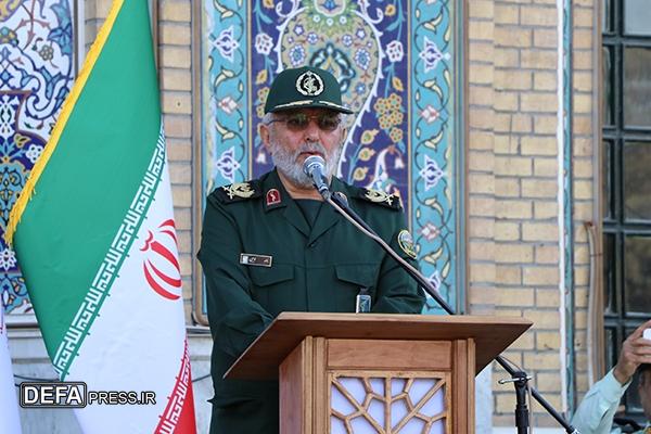 سردار ادیبی: ملت ایران هرگز در برابر زور و تهدید تسلیم نمی‌شود