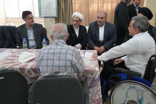 میز خدمت مشترک بنیاد شهید و دادگستری استان اصفهان برگزار شد
