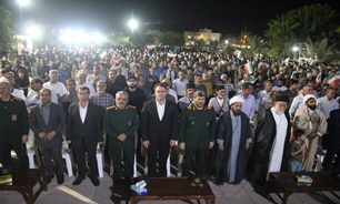 تصاویر/ همایش بزرگ اقتدار دفاع مقدس در دلوار