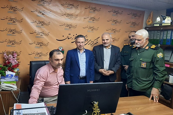 بازدید دادستان نظامی از دفتر خبرگزاری دفاع مقدس خوزستان
