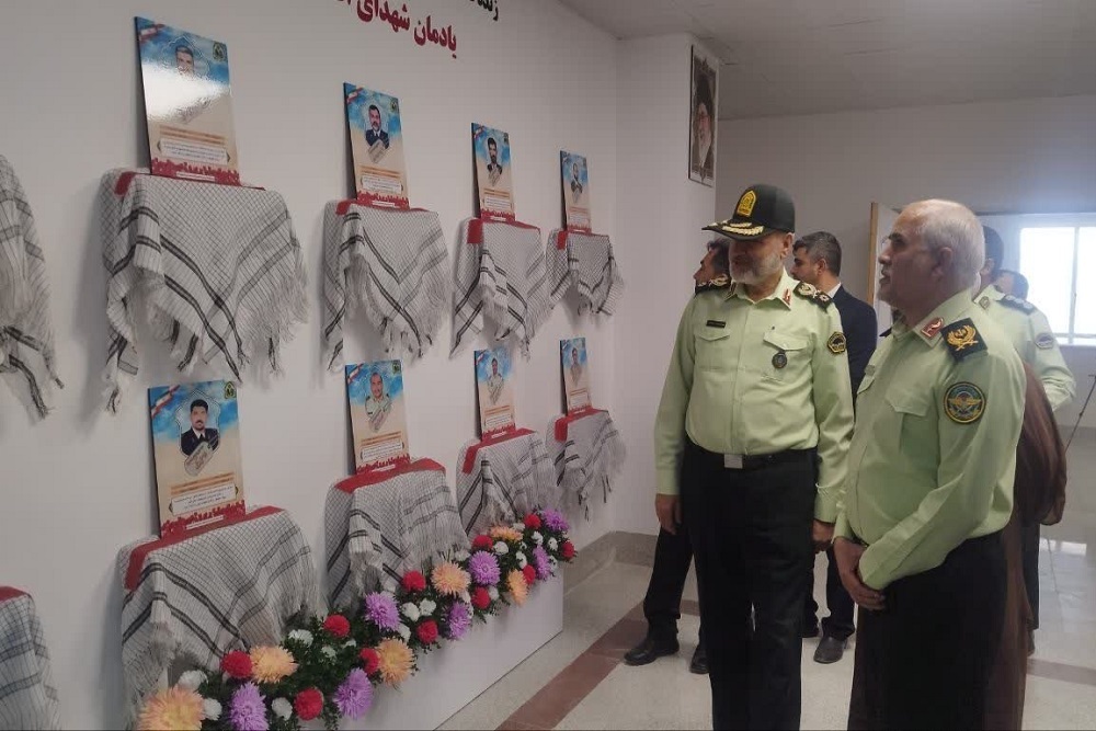 تصاویر/ بازدید فرمانده نیروی انتظامی سیستان وبلوچستان از موزه دفاع مقدس و مقاومت استان