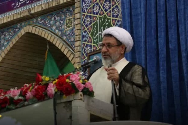 امام جمعه کرمان: وحدت، امید و مقاومت؛ ارکان جامعه اسلامی است