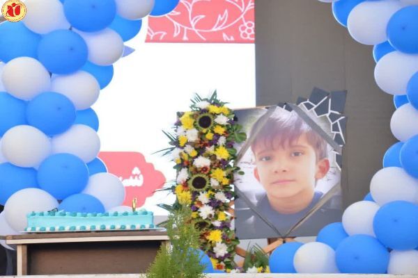 تصاویر/جشن تولد آسمانی شهید «محمدامین سلطانی» در گلزار شهدای کرمان برگزار شد