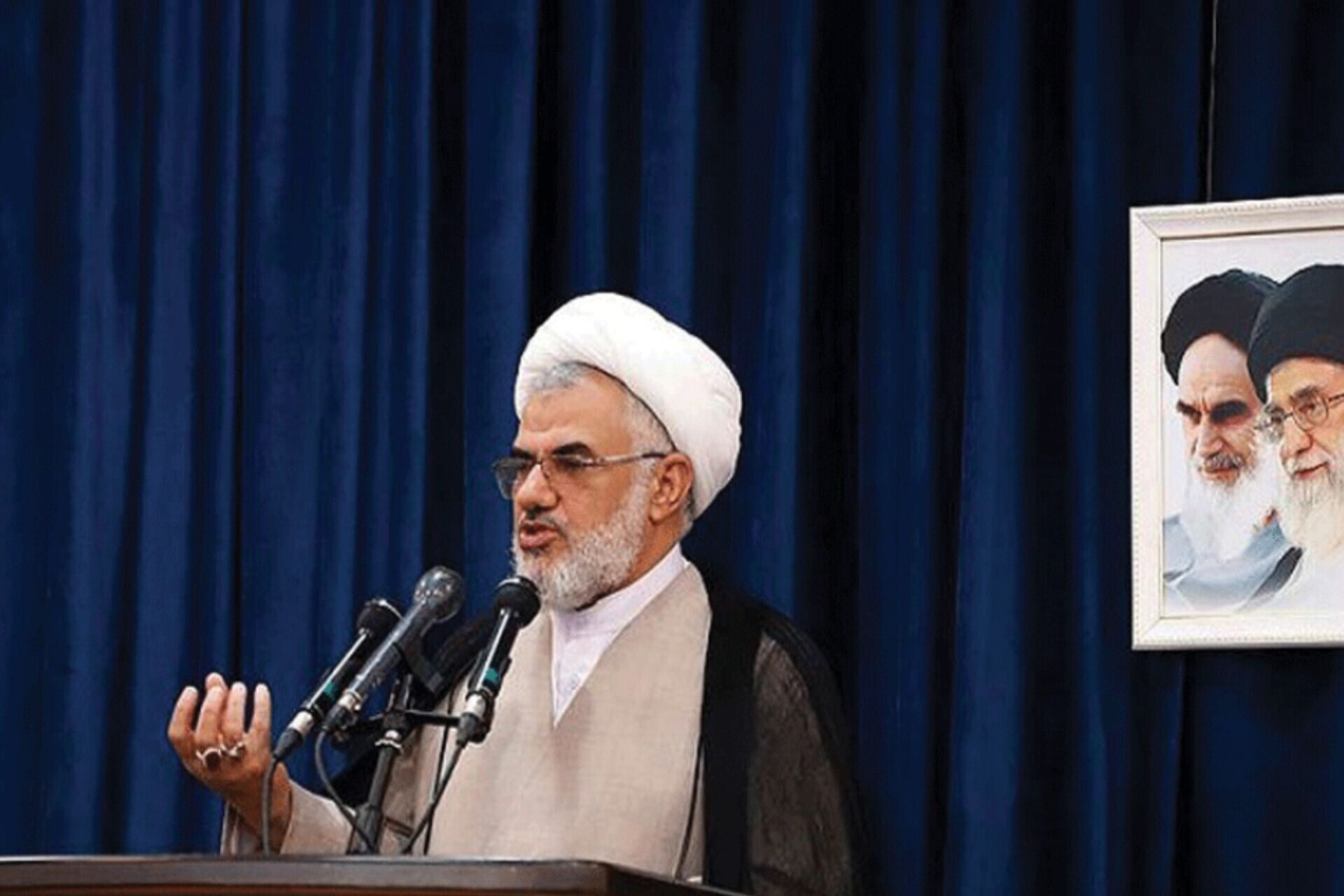 مذاکره برای مذاکره نسخه وادادگی غربگرایان است