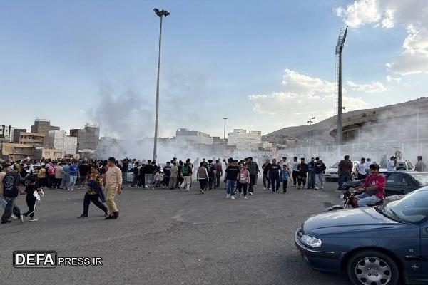 به مناسبت هفته دفاع مقدس همایش بزرگ اتومبیل‌رانی در سنندج برگزار شد