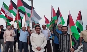 تجمع ملوانان بندر دیر در حمایت از مردم مظلوم غزه و ناوگان دریایی صمود