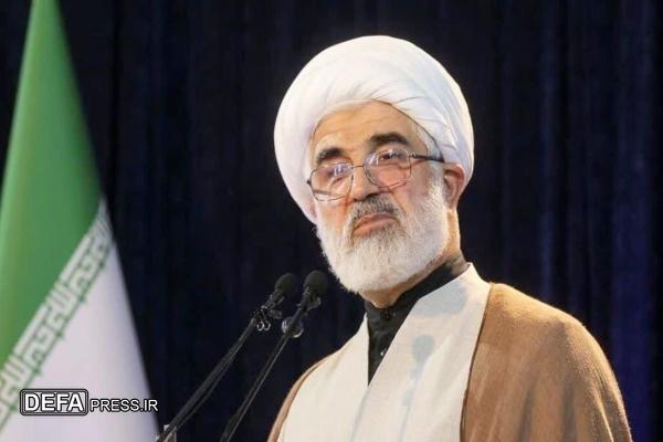 قوی شدن تنها راه رفع سایه جنگ است/ اسطوره‌های دفاع مقدس سرمایه نسل امروز و فردا