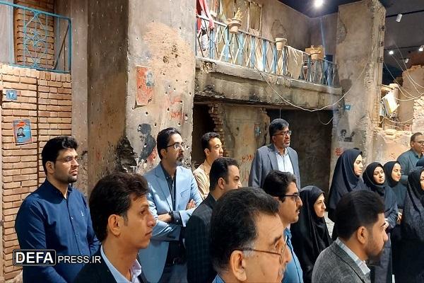 بازدید کارکنان موسسه خیریه کوثر کرامت و بیمارستان شهید رهنمون از باغ موزه دفاع مقدس+ تصاویر