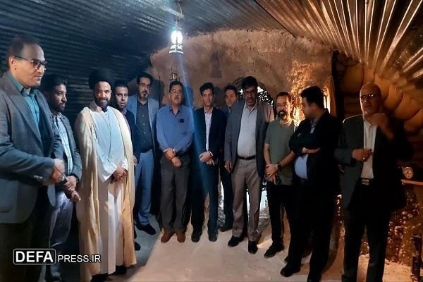 بازدید کارکنان موسسه خیریه کوثر کرامت و بیمارستان شهید رهنمون از باغ موزه دفاع مقدس+ تصاویر