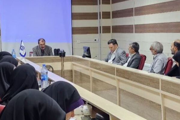 نگاه به مسائل رسانه‌ای باید واقع‌بینانه باشد