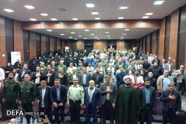 همزمان با هفته دفاع مقدس از بسیجیان فعال شهرستان گرمه تجلیل شد