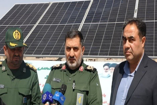 افتتاح پروژه‌های عمرانی و اشتغال‌زایی سپاه در زرند همزمان با هفته دفاع مقدس+تصاویر