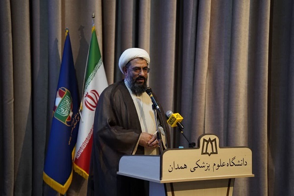 رزمندگان امروز باید نقش پیشکسوتان دفاع مقدس را ادامه دهند