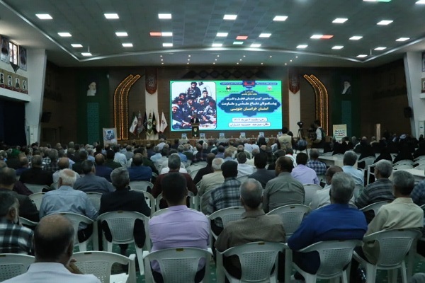 تصاویر/ برگزاری ششمین آیین استانی تجلیل و تکریم پیشکسوتان دفاع مقدس و مقاومت خراسان‌جنوبی