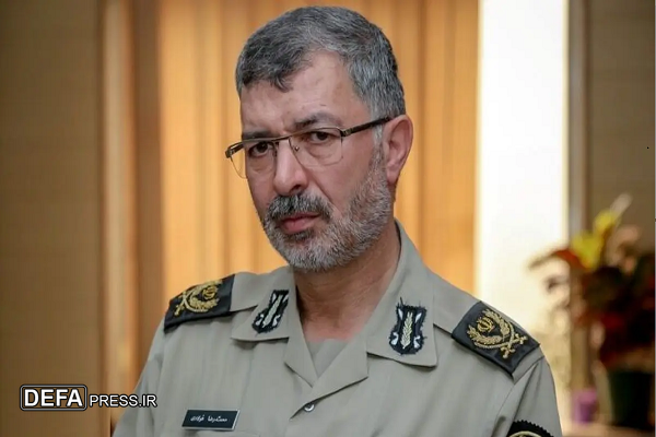 معرفی مفاهیم دفاع مقدس به آیندگان تضمین‌کننده تداوم ارزش‌های انقلابی و اسلامی است