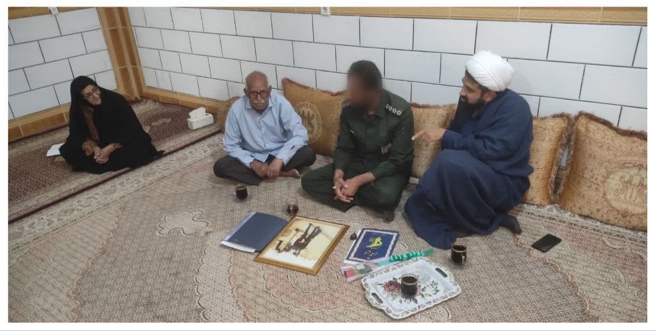 دیدار با خانواده شهید «محمد هوتی» در کهنوج