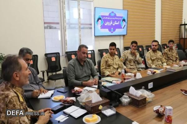 تجلیل از سربازان اداره کل حفظ آثار دفاع مقدس قزوین در روز ملی سرباز